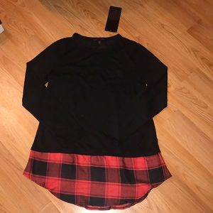 Women’s black and red plaid shirt